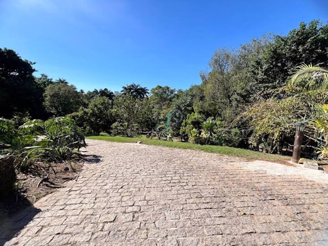 Casa, 6 quartos, 600 m² - Foto 17