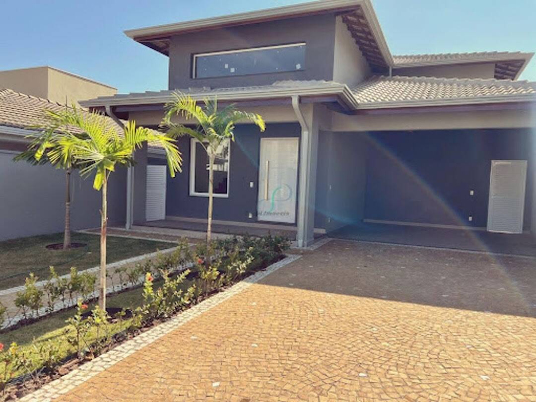Casa, 3 quartos, 224 m² - Foto 1