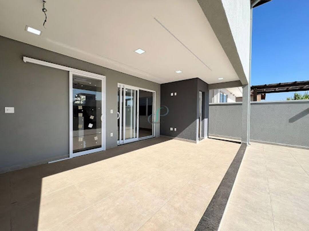 Casa, 3 quartos, 224 m² - Foto 35