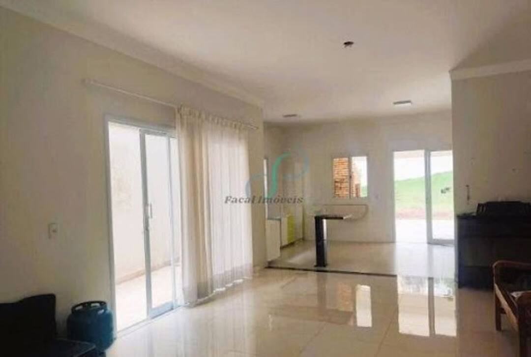 Casa, 3 quartos, 172 m² - Foto 2