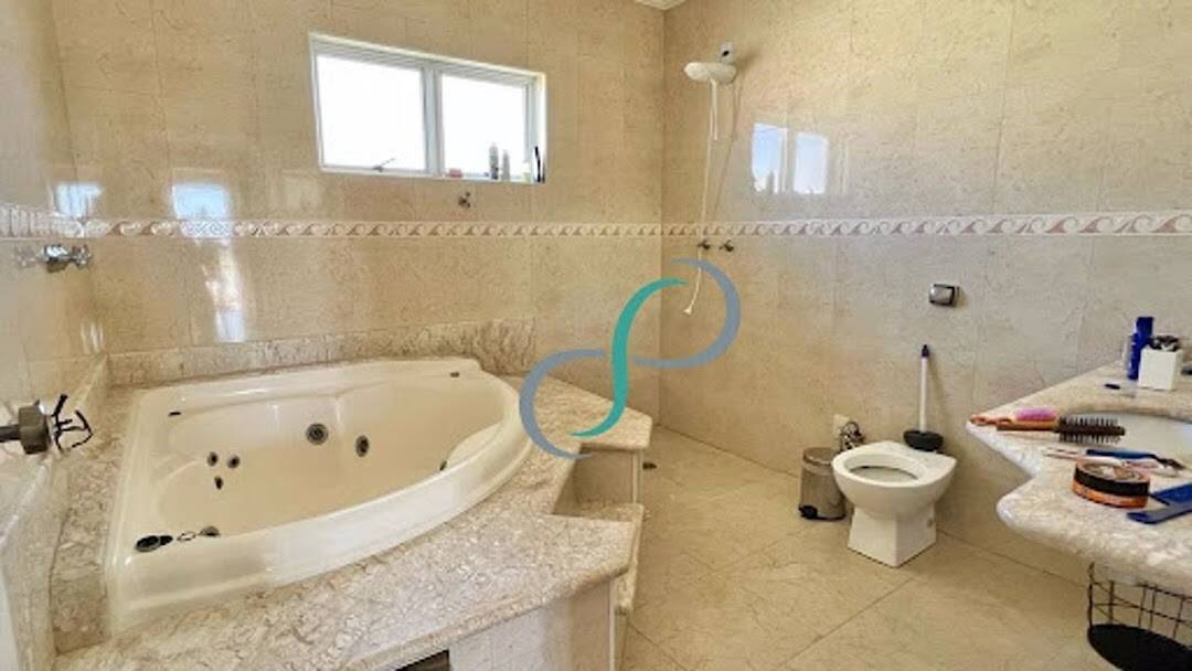 Casa, 3 quartos, 240 m² - Foto 17