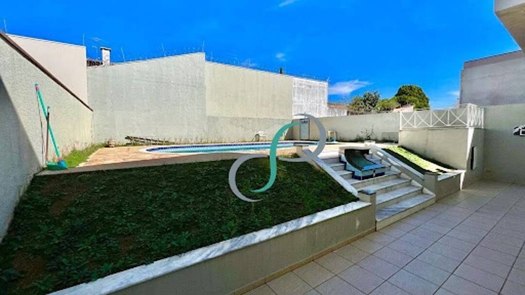 Casa, 3 quartos, 240 m² - Foto 28