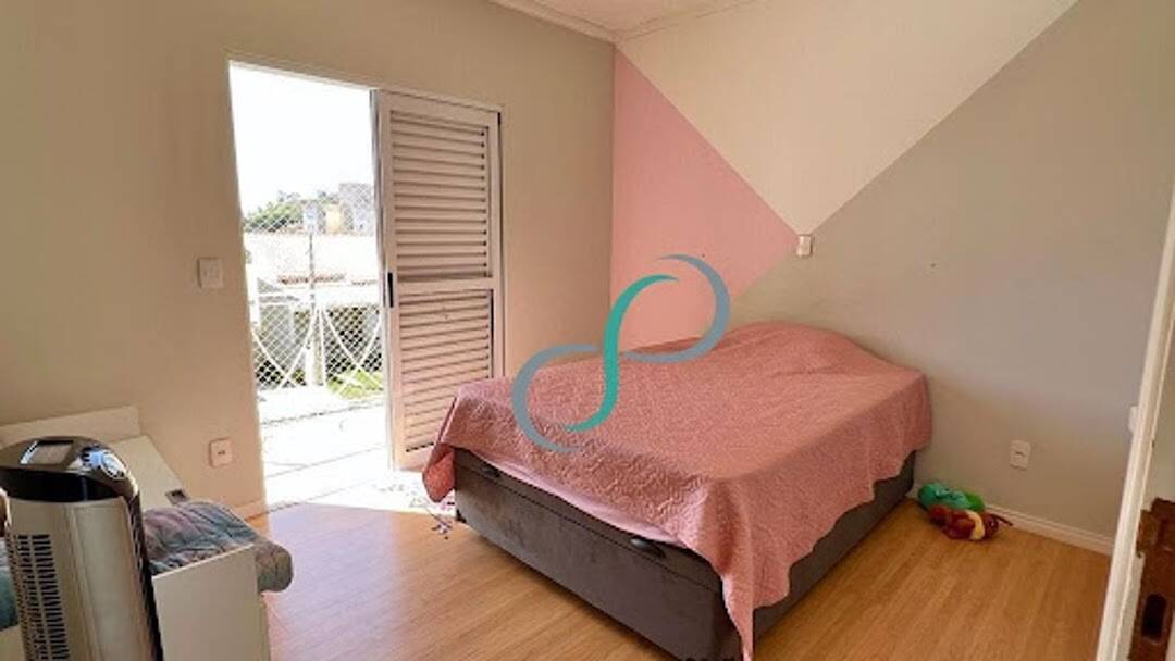 Casa, 3 quartos, 240 m² - Foto 26