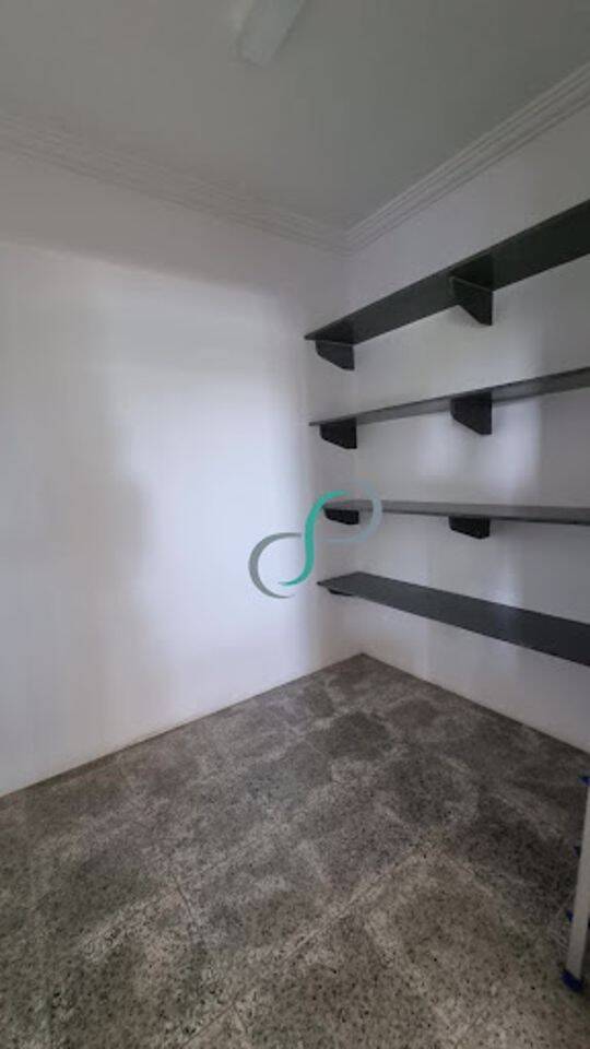Casa, 4 quartos, 368 m² - Foto 3