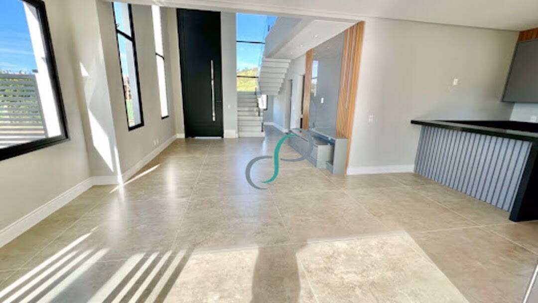 Casa, 3 quartos, 248 m² - Foto 3