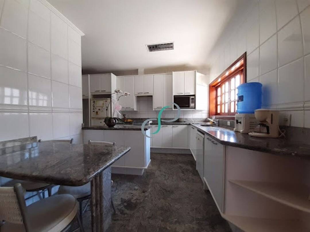 Casa, 4 quartos, 376 m² - Foto 31