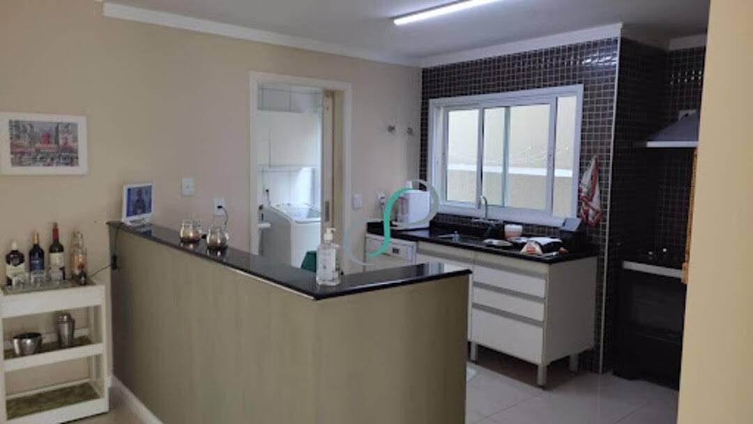 Casa, 3 quartos, 234 m² - Foto 9