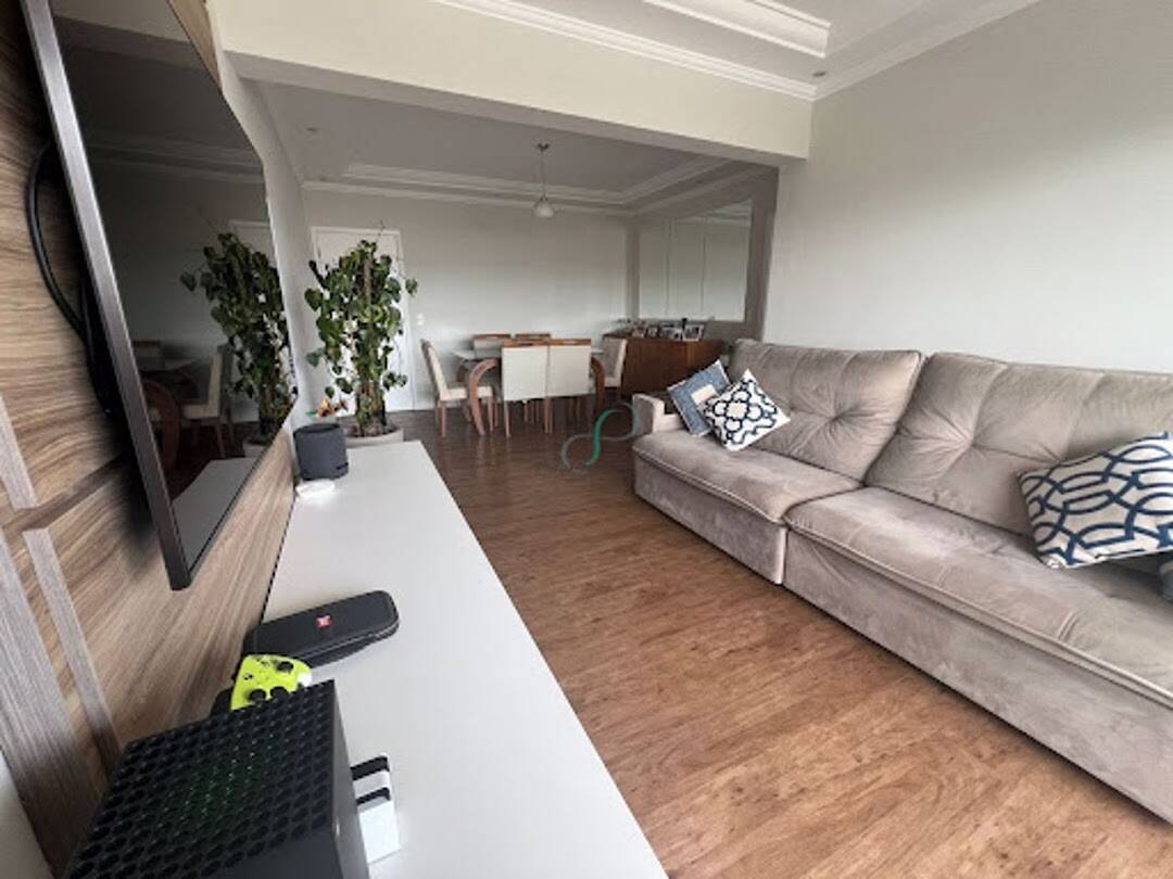 Apartamento, 3 quartos, 130 m² - Foto 1