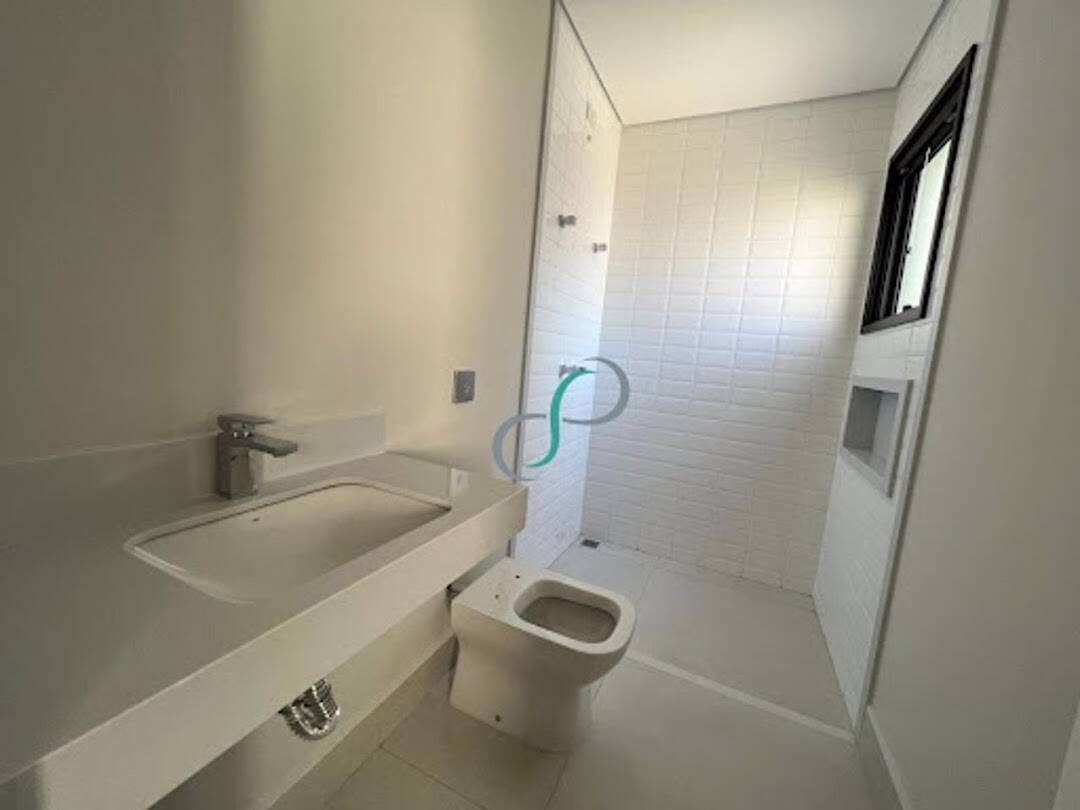 Casa, 3 quartos, 240 m² - Foto 36
