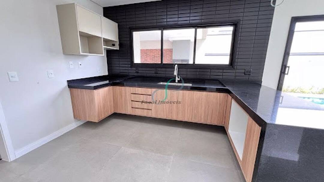 Casa, 3 quartos, 240 m² - Foto 23