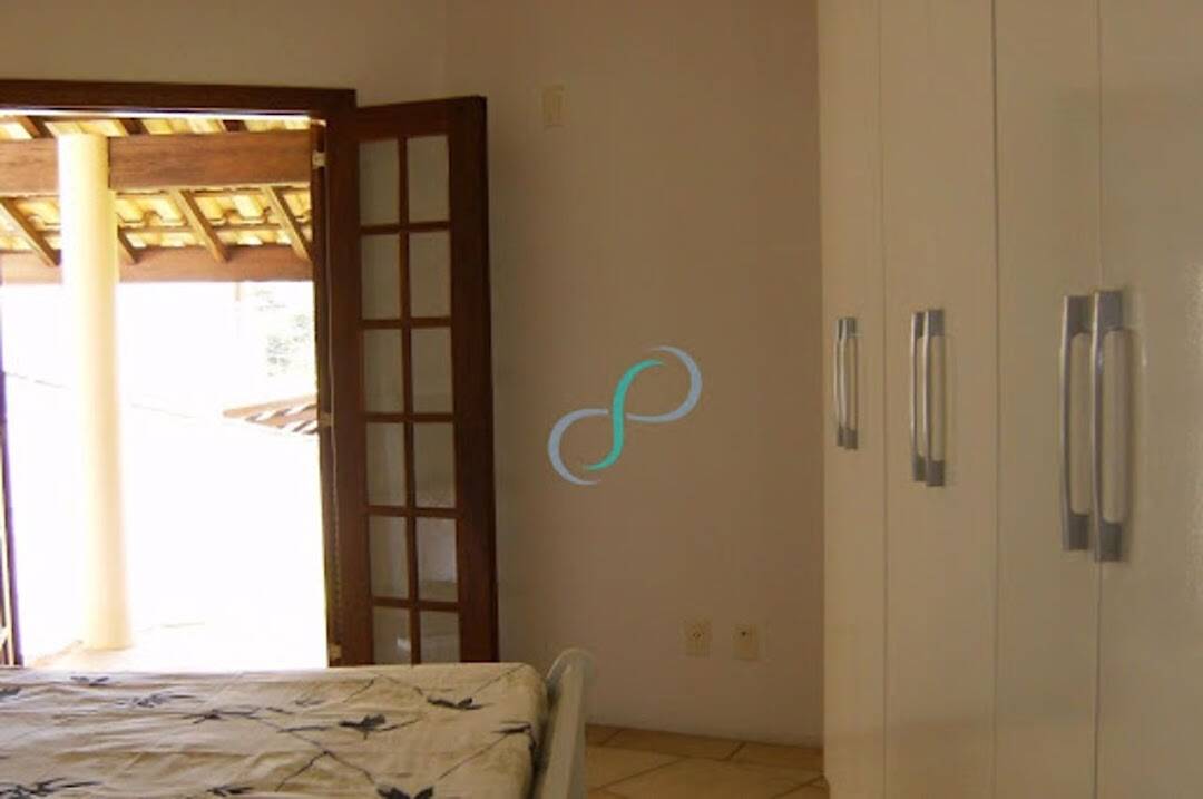 Casa, 3 quartos, 270 m² - Foto 8