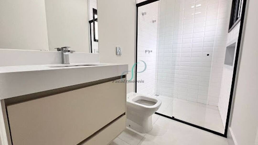 Casa, 3 quartos, 240 m² - Foto 33