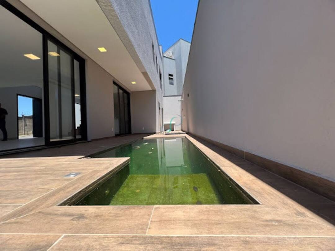 Casa, 3 quartos, 179 m² - Foto 1