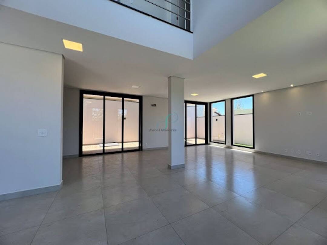 Casa, 3 quartos, 179 m² - Foto 9