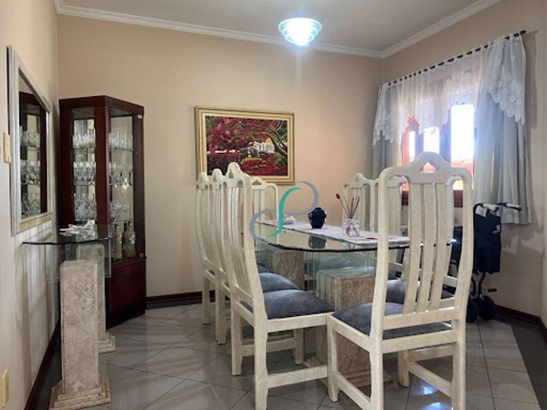 Casa, 4 quartos, 354 m² - Foto 9