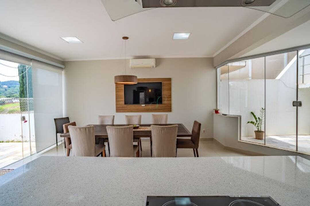 Casa, 4 quartos, 237 m² - Foto 35