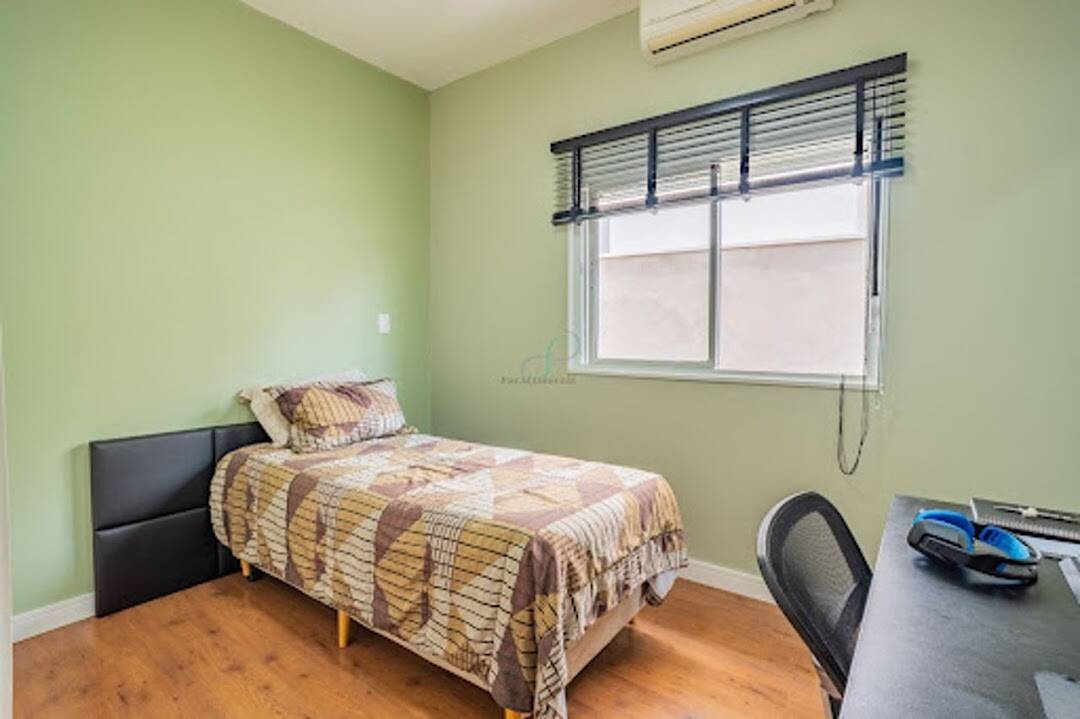 Casa, 4 quartos, 237 m² - Foto 9