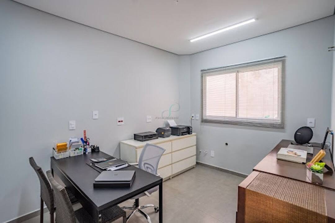 Casa, 4 quartos, 237 m² - Foto 28