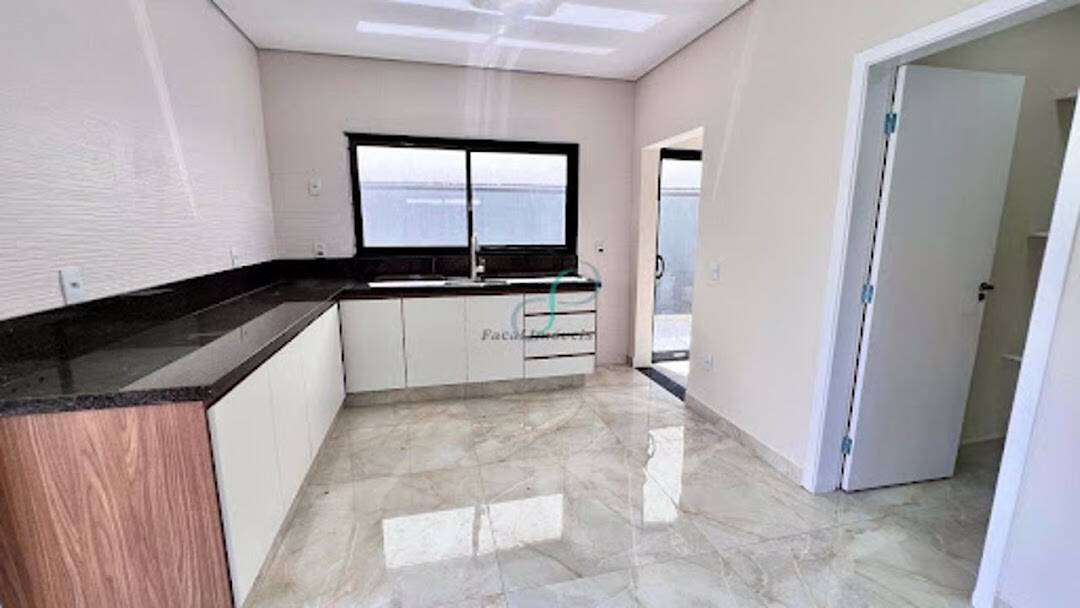 Casa, 3 quartos, 220 m² - Foto 37