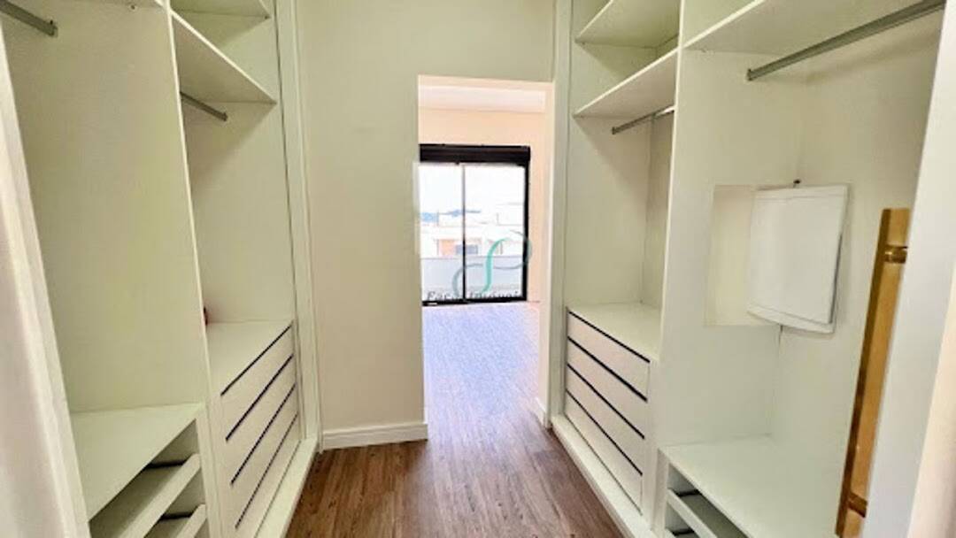 Casa, 3 quartos, 220 m² - Foto 31