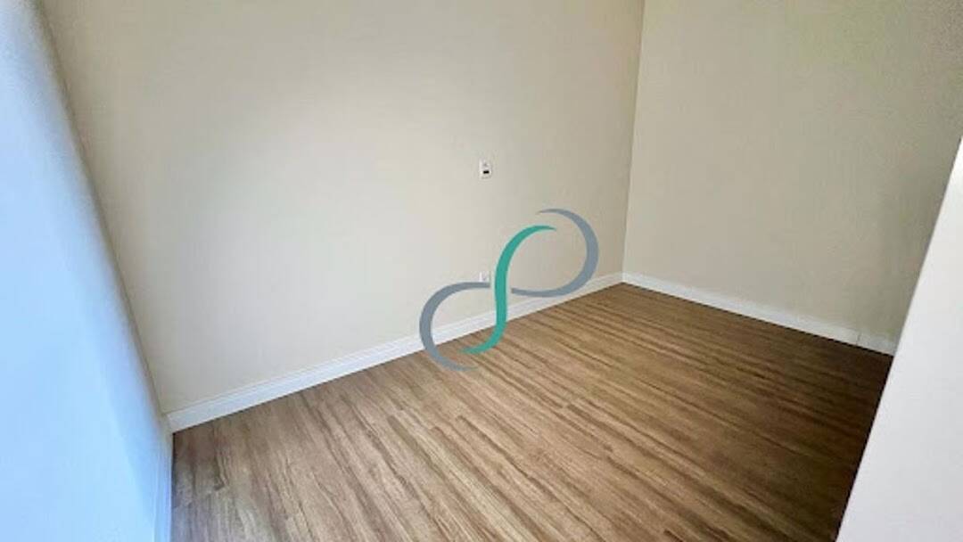 Casa, 4 quartos, 243 m² - Foto 10