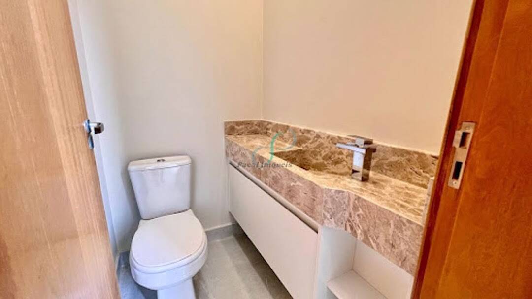 Casa, 4 quartos, 243 m² - Foto 35
