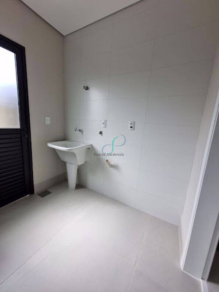 Casa, 3 quartos, 222 m² - Foto 25
