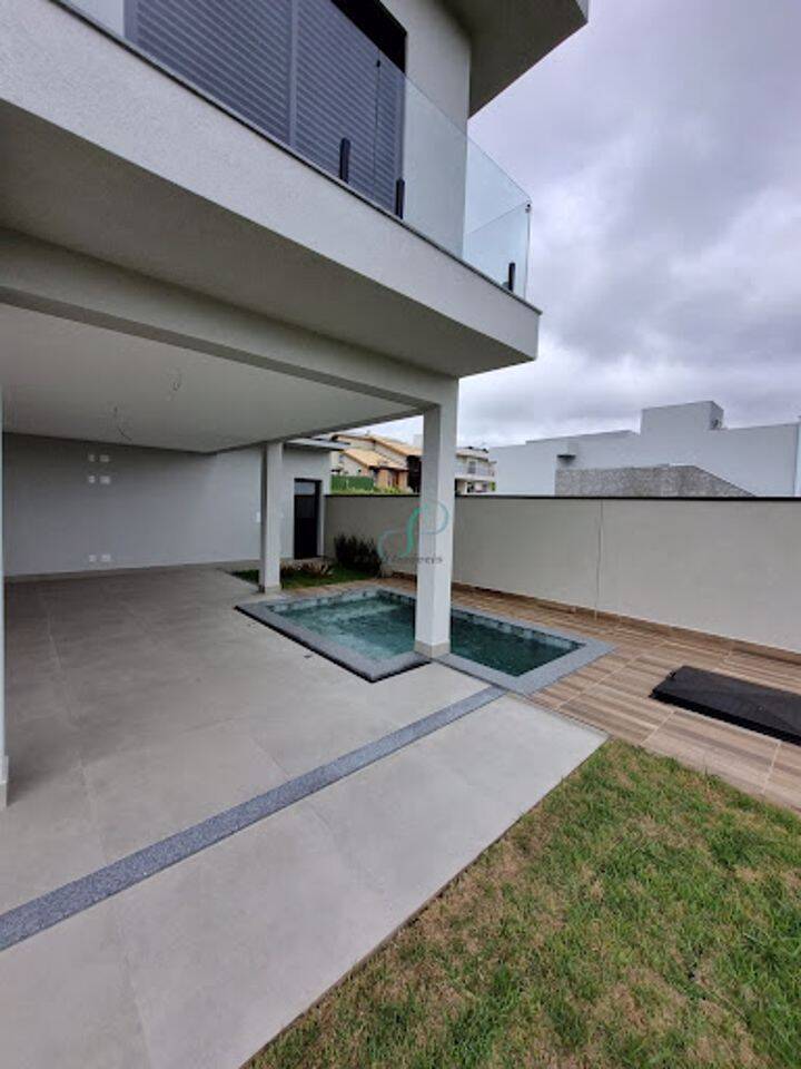 Casa, 3 quartos, 222 m² - Foto 2