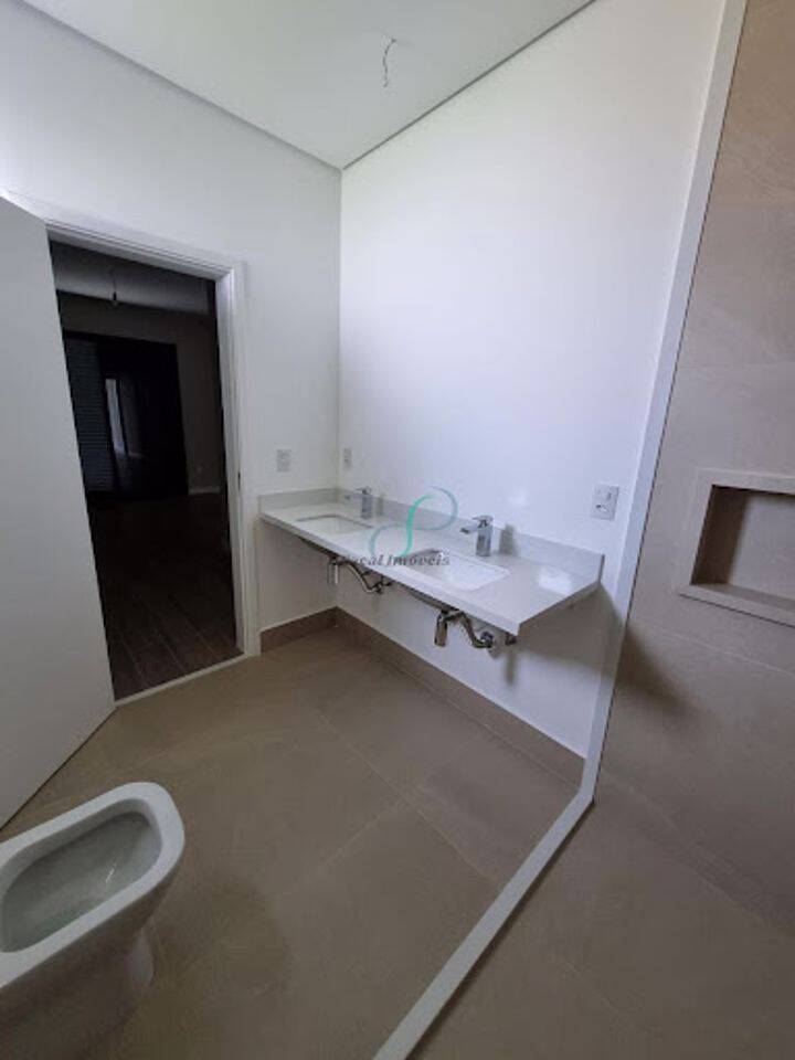 Casa, 3 quartos, 222 m² - Foto 24