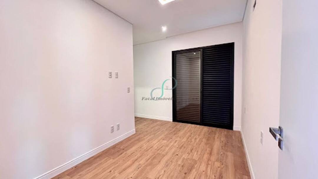 Casa, 3 quartos, 242 m² - Foto 23