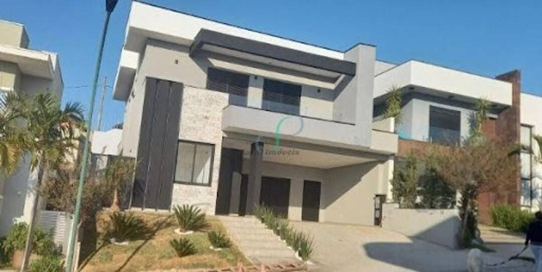 Casa, 3 quartos, 242 m² - Foto 2