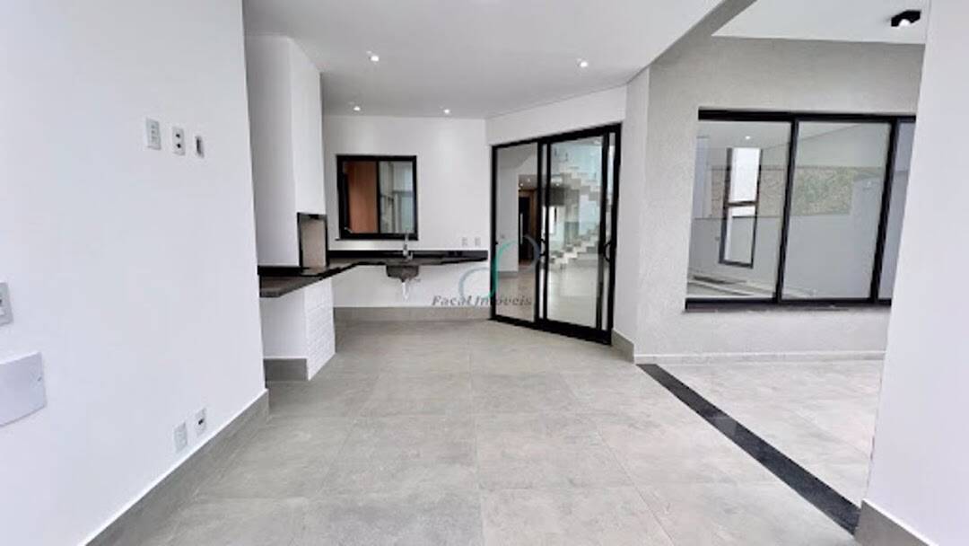 Casa, 3 quartos, 242 m² - Foto 30