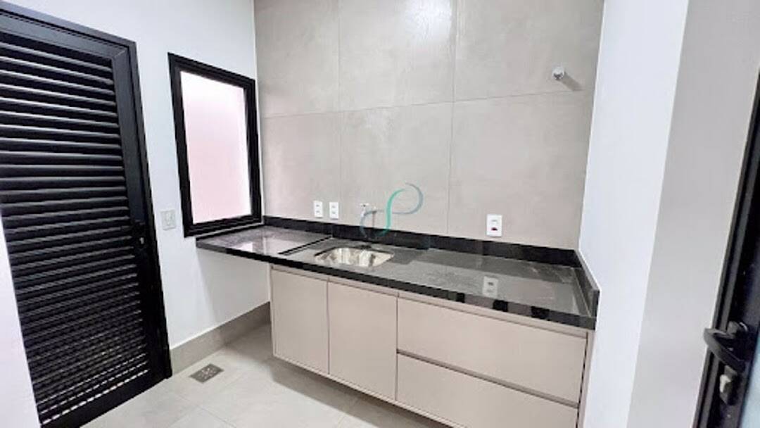 Casa, 3 quartos, 242 m² - Foto 38