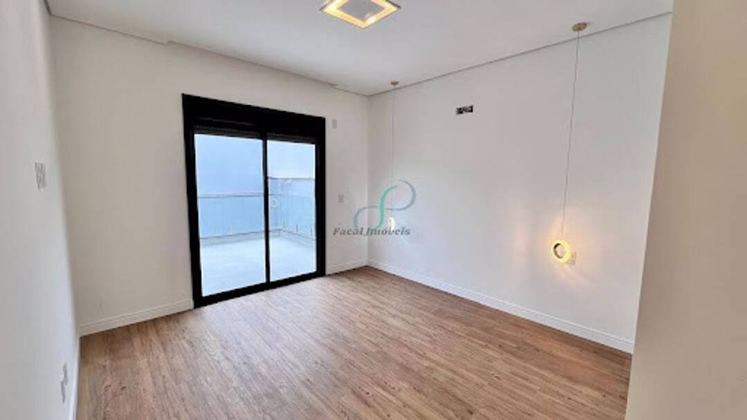 Casa, 3 quartos, 242 m² - Foto 29