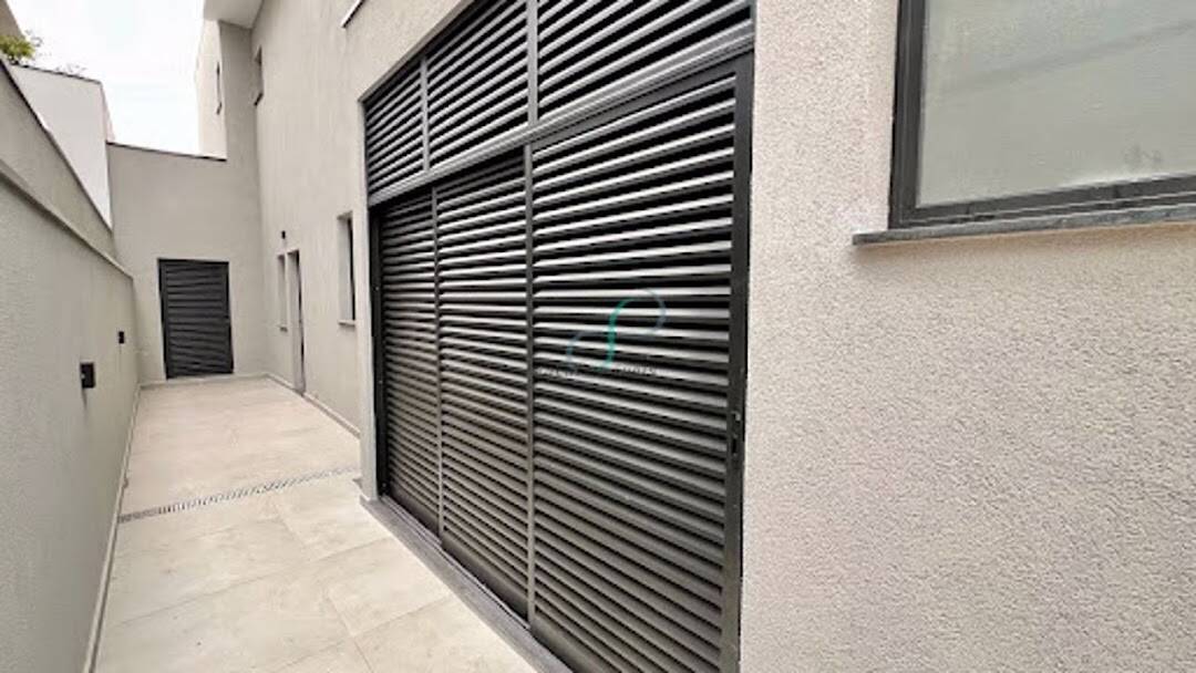 Casa, 3 quartos, 242 m² - Foto 33