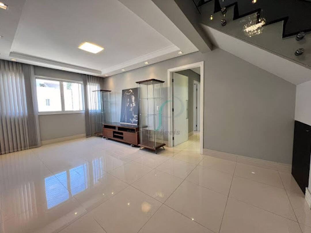 Cobertura, 3 quartos, 154 m² - Foto 3