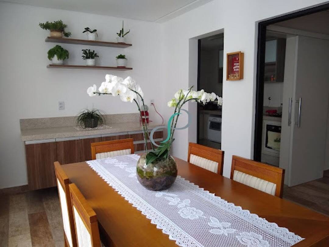Apartamento, 3 quartos, 2300 m² - Foto 4