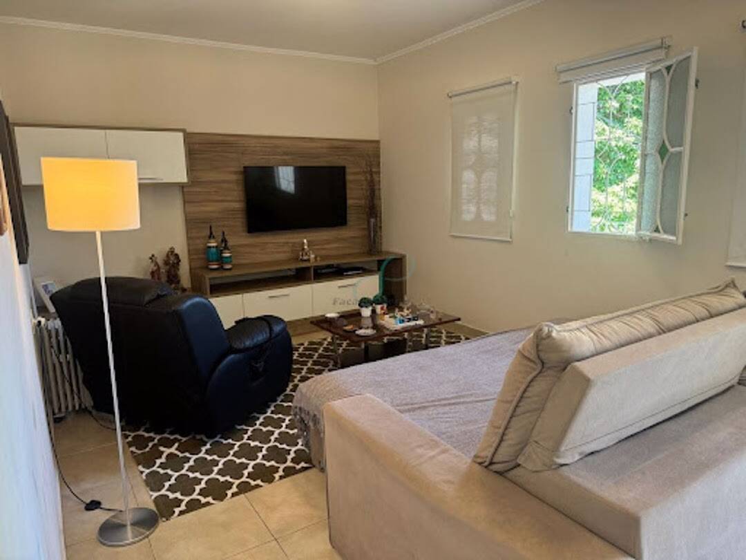 Casa, 4 quartos, 162 m² - Foto 1