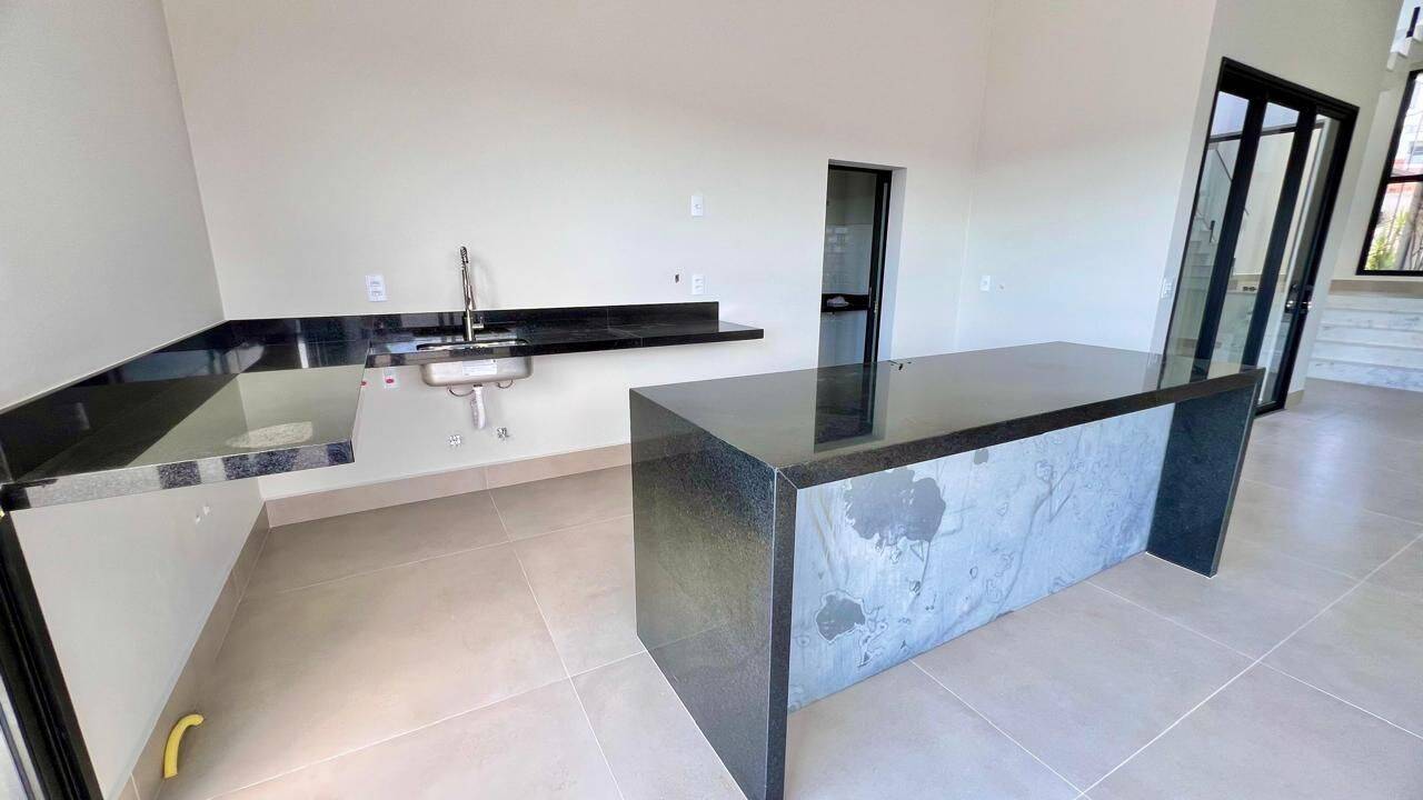 Sobrado, 3 quartos, 251 m² - Foto 25