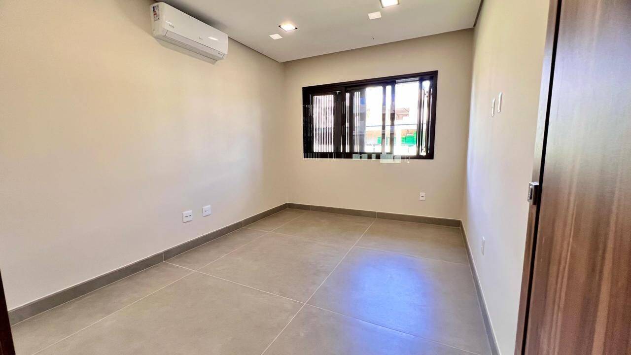 Casa, 4 quartos, 440 m² - Foto 35
