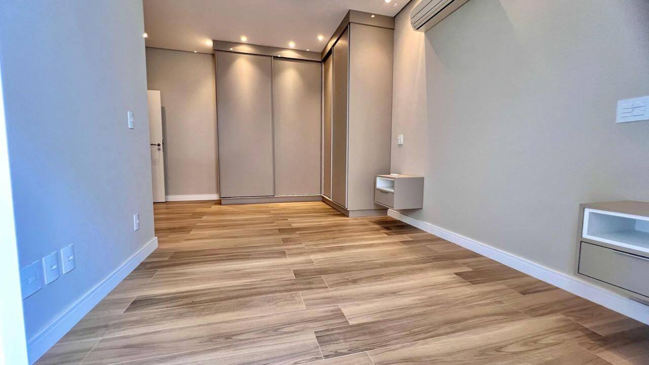 Casa, 3 quartos, 254 m² - Foto 15