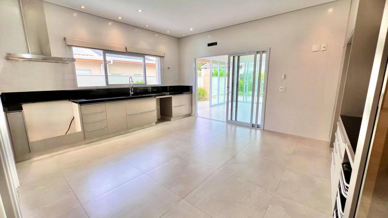 Casa, 3 quartos, 254 m² - Foto 4