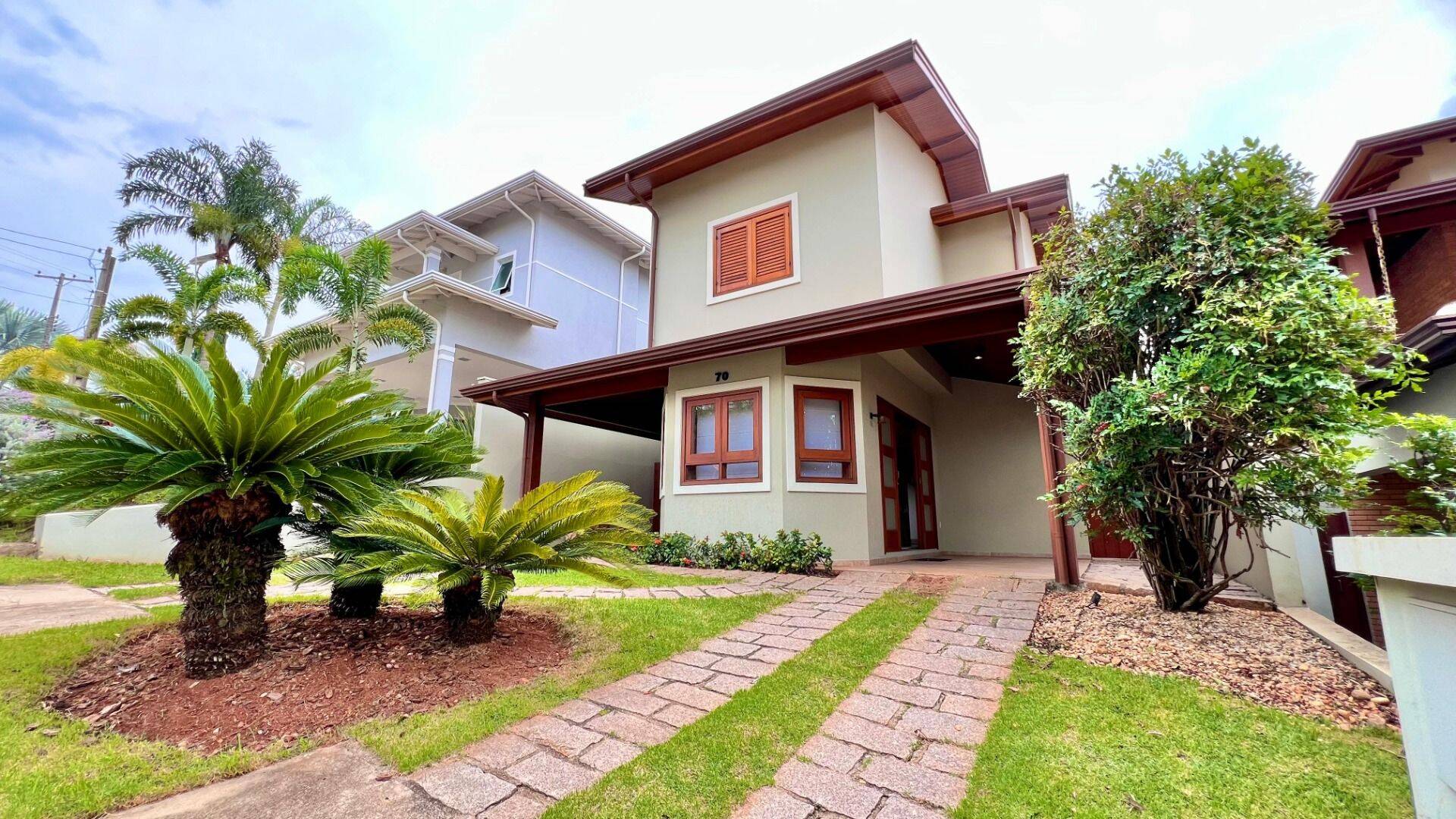 Casa, 2 quartos, 272 m² - Foto 1