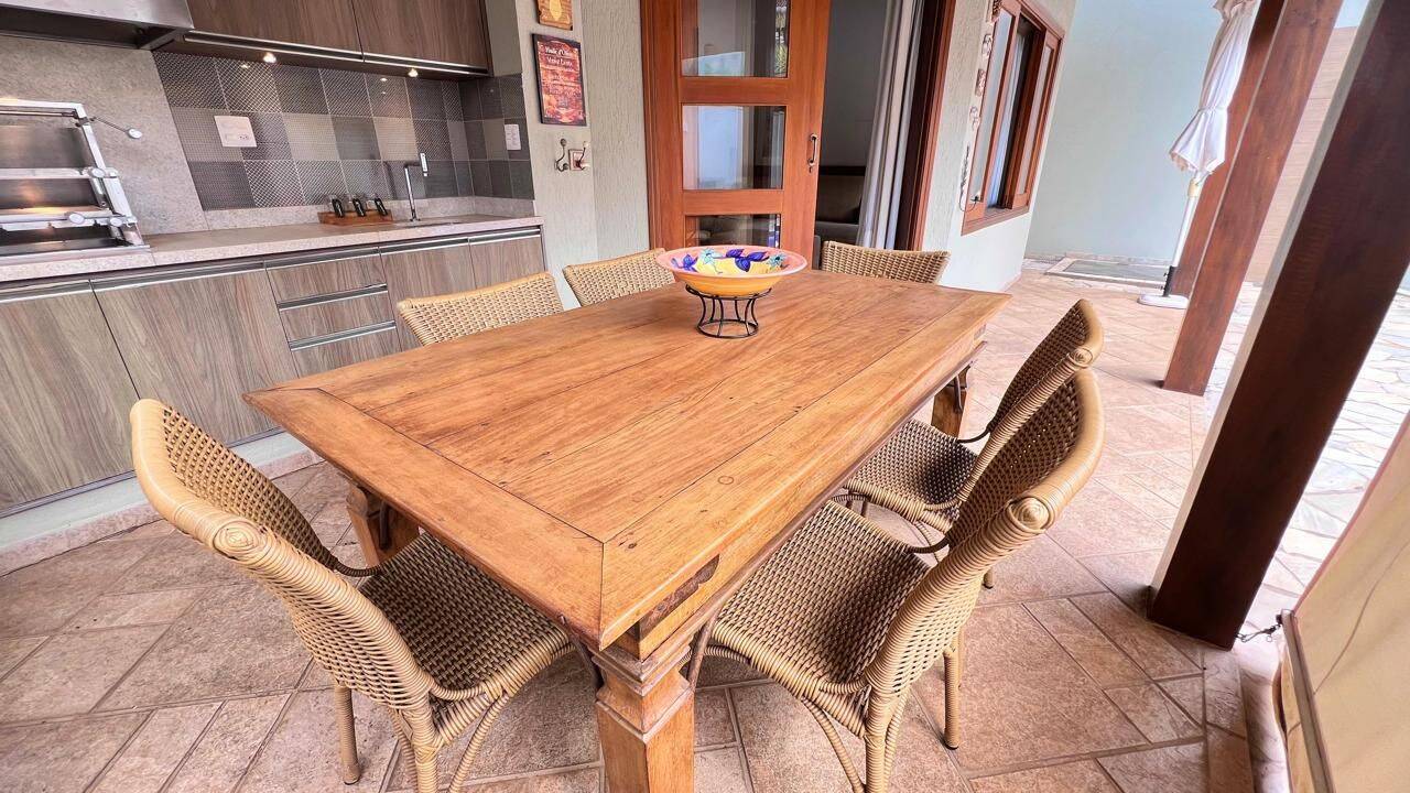 Casa, 2 quartos, 272 m² - Foto 24