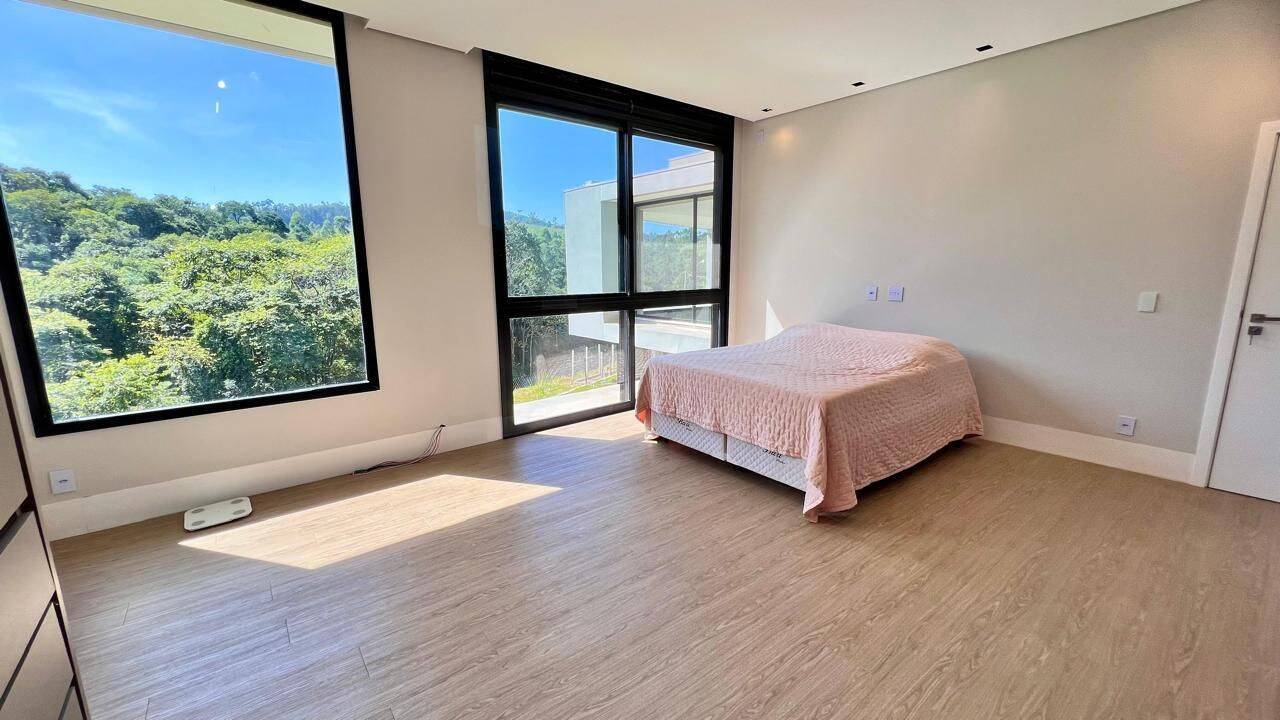 Casa, 3 quartos, 361 m² - Foto 6