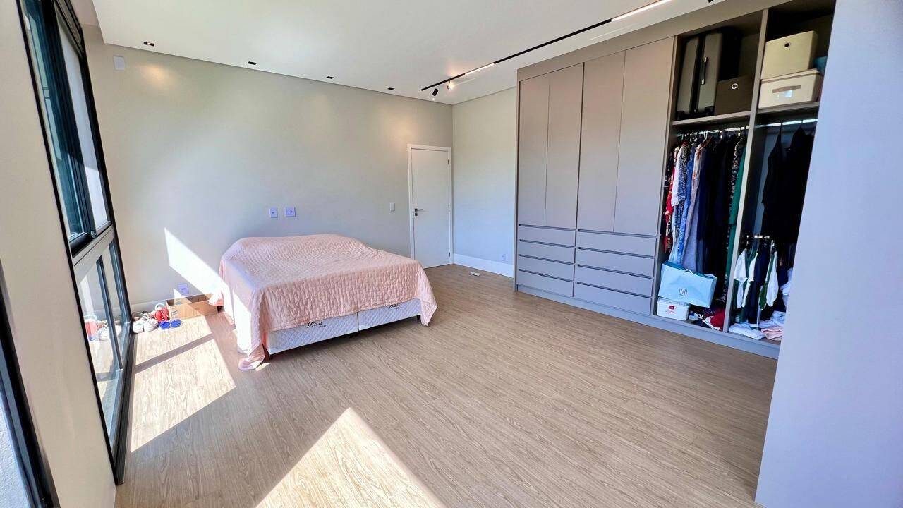 Casa, 3 quartos, 361 m² - Foto 8