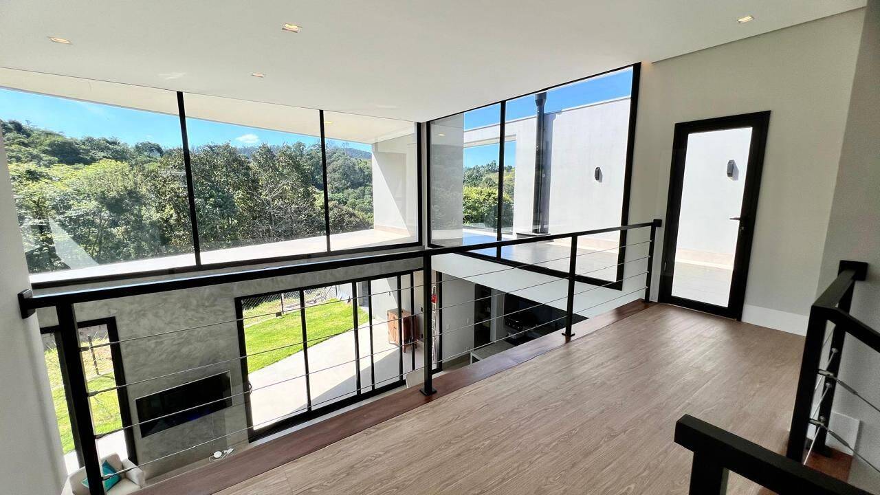 Casa, 3 quartos, 361 m² - Foto 17