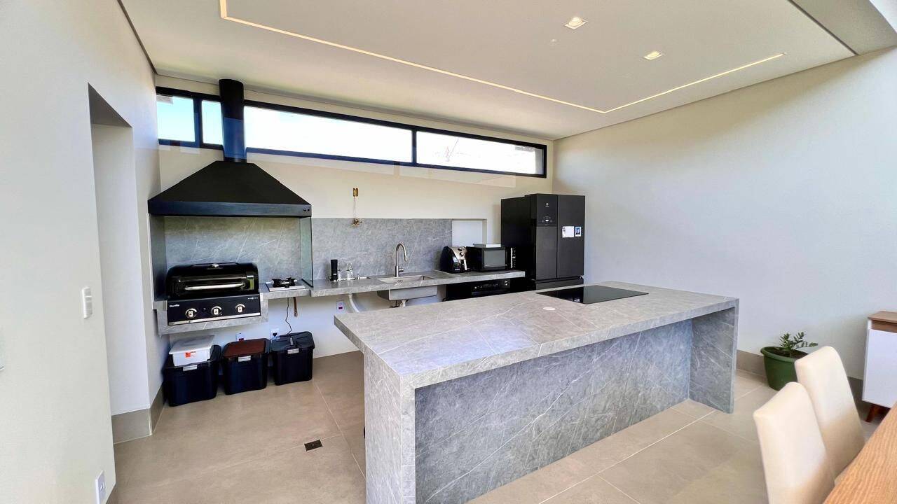 Casa, 3 quartos, 361 m² - Foto 33