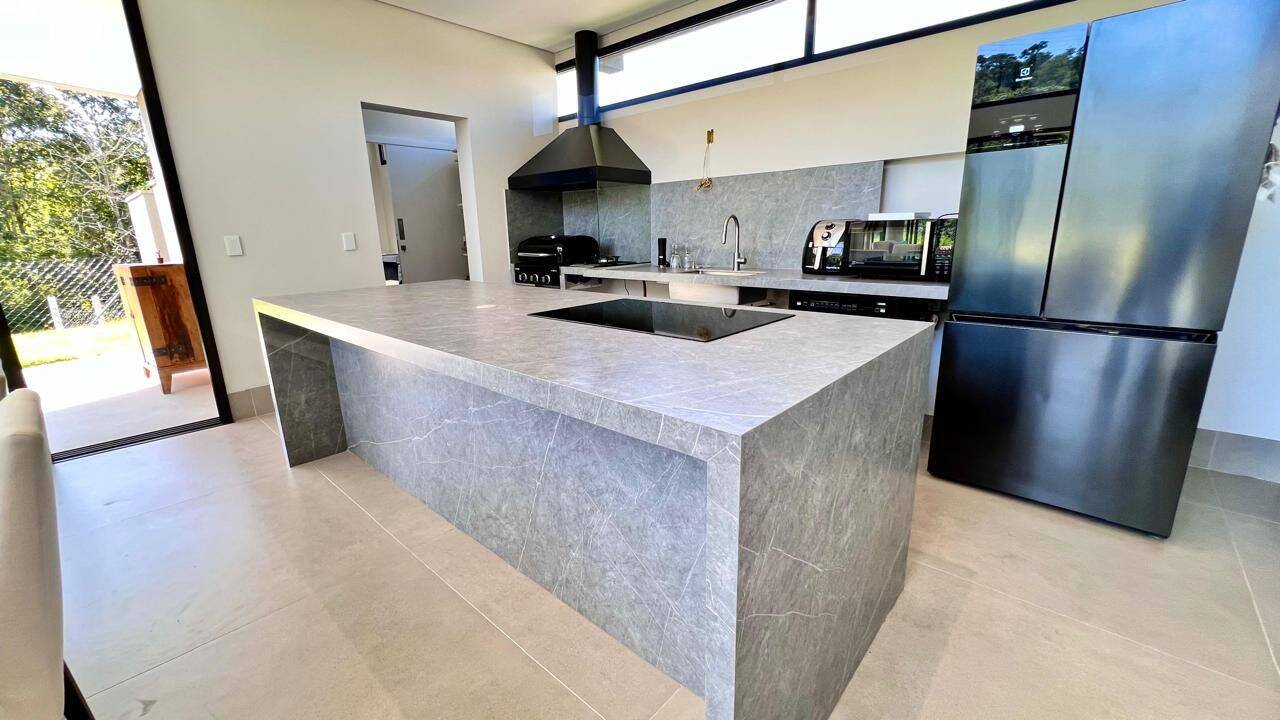 Casa, 3 quartos, 361 m² - Foto 34