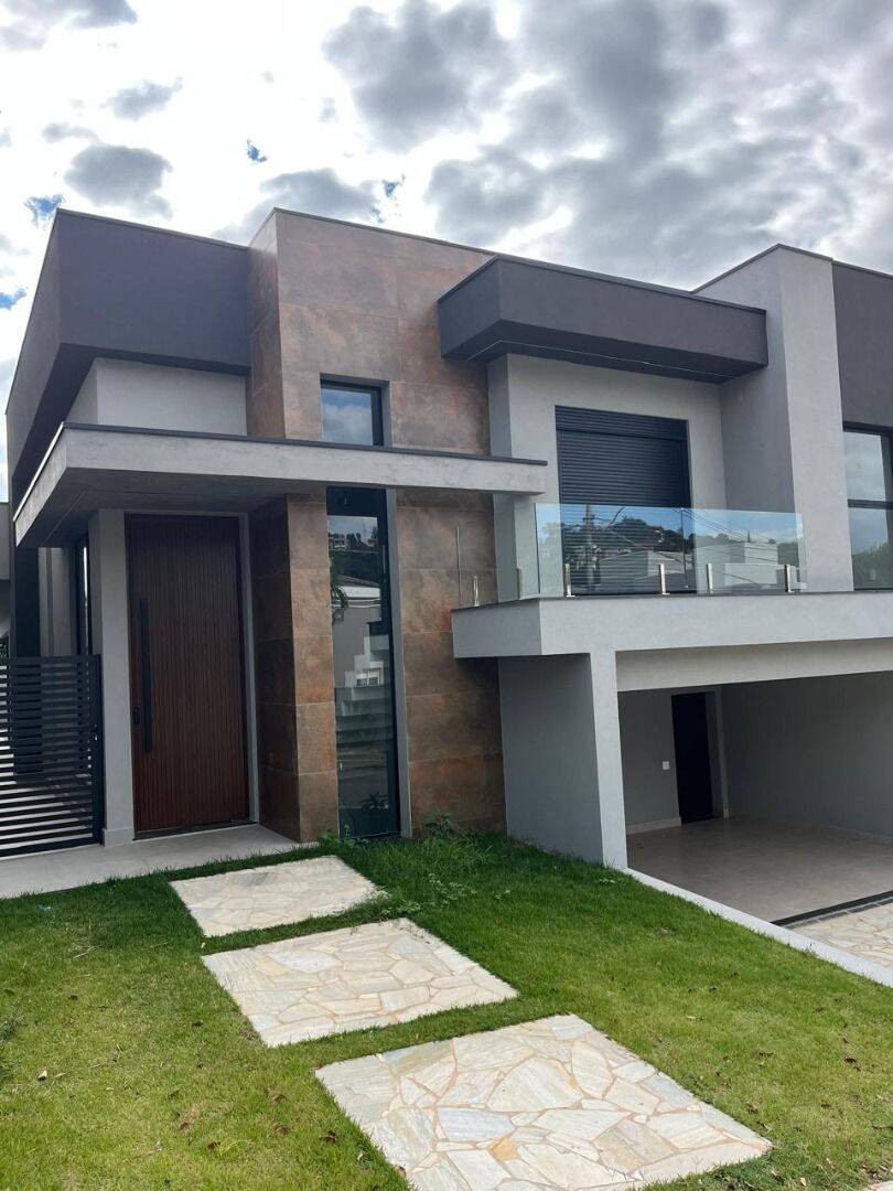 Casa, 3 quartos, 233 m² - Foto 2